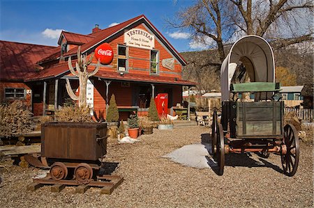 Antiquitätenladen in El Jebel, Aspen Gebiet, Rocky Mountains, Colorado, USA, Nordamerika Stockbilder - Lizenzpflichtiges, Bildnummer: 841-03066183