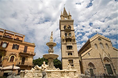 Orione fountain, Clock Tower and Duomo, Messina, Sicily, Italy, Europe Stock Photo - Rights-Managed, Code: 841-03066482