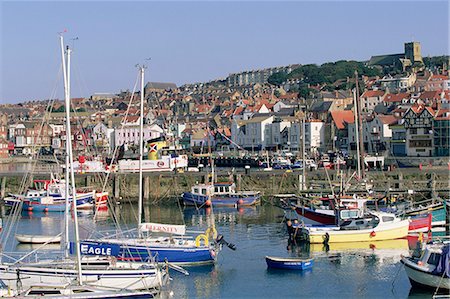 simsearch:841-06345058,k - Boats in harbour and seafront, Scarborough, Yorkshire, England, United Kingdom, Europe Stock Photo - Rights-Managed, Code: 841-03067322