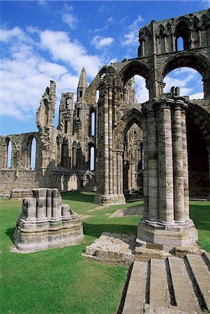 simsearch:841-03032244,k - Ruines de l'abbaye de Whitby, fondée par St. Hilda 657AD, Whitby, Yorkshire, Angleterre, Royaume-Uni, Europe Photographie de stock - Rights-Managed, Code: 841-03067323