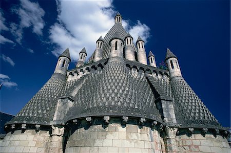 Cuisine de style roman unique à l'abbaye de Fontevraud, Pays de la Loire, France, Europe Photographie de stock - Rights-Managed, Code: 841-03067410