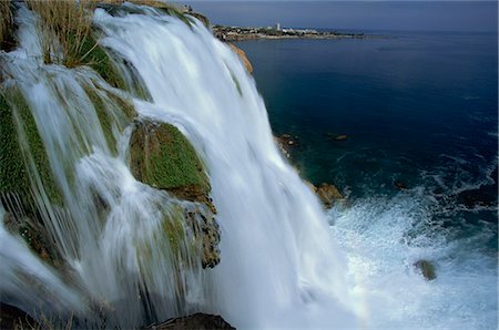 simsearch:841-02946551,k - The Lower Duden Falls plunging into the sea 10km east of Antalya, Anatolia, Turkey, Asia Minor, Eurasia Stock Photo - Rights-Managed, Code: 841-03067507