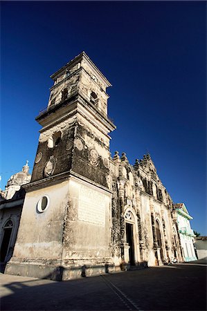 simsearch:841-03517099,k - Church of La Merced, dating from 1781, Granada, Nicaragua, Central America Stock Photo - Rights-Managed, Code: 841-03067551