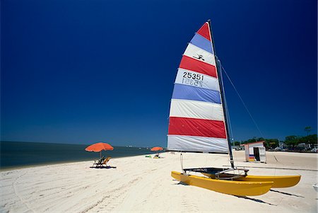 Mississippi Beach at Biloxi Resort, part of the miles of white sands on the Gulf of Mexico coast, Mississippi, United States of America, North America Foto de stock - Con derechos protegidos, Código: 841-03067577