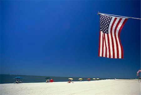 Mississippi Beach at Biloxi Resort, part of the miles of white sands on the Gulf of Mexico coast, Mississippi, United States of America, North America Foto de stock - Con derechos protegidos, Código: 841-03067578