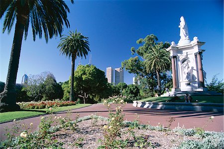 simsearch:841-02946034,k - Jardins de la Reine Victoria sur la rive sud du fleuve Yarra, en face de la ville centre, Melbourne, Victoria, Australie, Pacifique Photographie de stock - Rights-Managed, Code: 841-03067708