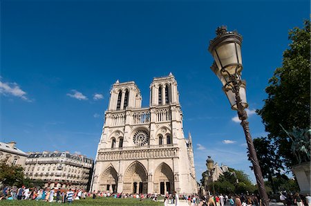 simsearch:841-03029087,k - Notre Dame Cathedral, Paris, France, Europe Stock Photo - Rights-Managed, Code: 841-03060316