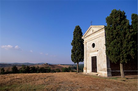 simsearch:841-03673138,k - Vitaleta Christian chapel near Pienza, Val d'Orcia, Siena Province, Tuscany, Italy, Europe Stock Photo - Rights-Managed, Code: 841-03060359