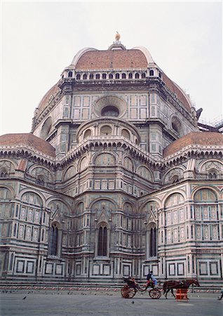 simsearch:841-03027783,k - Buggy en face du Duomo, Florence, UNESCO World Heritage Site, Toscane, Italie, Europe Photographie de stock - Rights-Managed, Code: 841-03060973