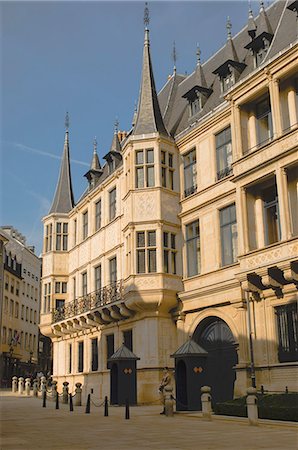 simsearch:841-03065372,k - Le Royal Palace, Luxembourg, Europe Photographie de stock - Rights-Managed, Code: 841-03061059