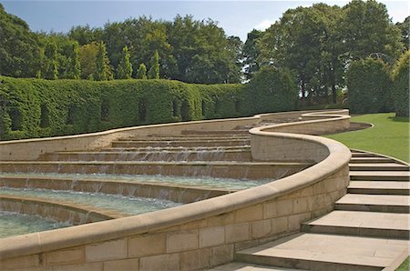 The fountains, Alnwick Gardens, Alnwick Castle, Northumbria, England, United Kingdom, Europe Stock Photo - Rights-Managed, Code: 841-03061231