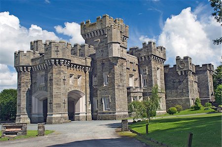 Wray Castle, holiday home of Beatrix Potter, Windermere, Lake District National Park, Cumbria, England, United Kingdom, Europe Stock Photo - Rights-Managed, Code: 841-03061375