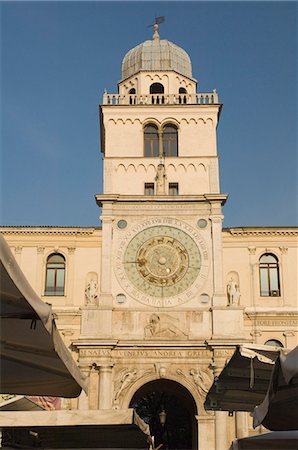 simsearch:841-02899549,k - Torre del Orologico, Padua, Veneto, Italy, Europe Fotografie stock - Rights-Managed, Codice: 841-03061424