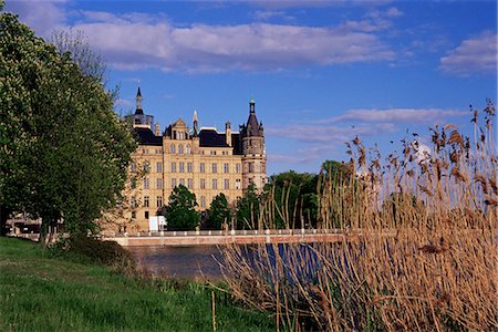 schwerin - Le Schloss (château), Schwerin, Allemagne, Europe Photographie de stock - Rights-Managed, Code: 841-03061449