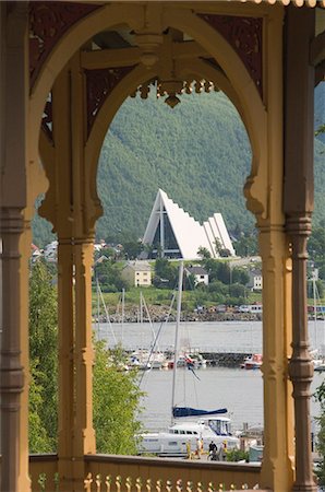 simsearch:841-03065578,k - The Arctic Cathedral from the market place bandstand, Tromso, Norway, Scandinavia, Europe Foto de stock - Con derechos protegidos, Código: 841-03061486