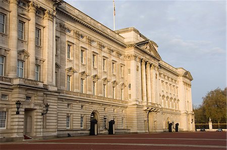 palais de buckingham - Buckingham Palace, Londres, Royaume-Uni, Europe Photographie de stock - Rights-Managed, Code: 841-03061526