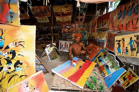 simsearch:841-02946115,k - Artiste de la région avec son Tingatinga peintures, Zanzibar, Tanzanie, Afrique de l'est, Afrique Photographie de stock - Rights-Managed, Code: 841-03061748