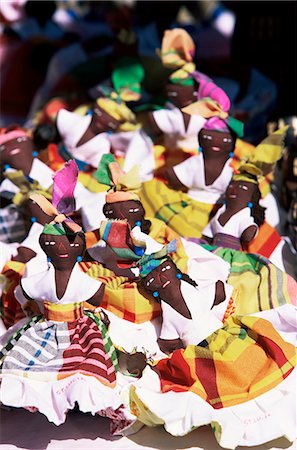 simsearch:841-05848412,k - Local dolls at a souvenir shop, Anse La Raye, St. Lucia, Windward Islands, West Indies, Caribbean, Central America Fotografie stock - Rights-Managed, Codice: 841-03061776