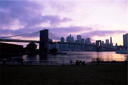 simsearch:841-03066414,k - Manhattan skyline and Brooklyn Bridge, New York, New York State, United States of America, North America Stock Photo - Rights-Managed, Code: 841-03061832