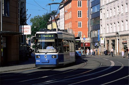 simsearch:841-06805977,k - Tramway dans la ville centre, Munich, Bavière, Allemagne, Europe Photographie de stock - Rights-Managed, Code: 841-03061885