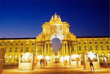 praca do comercio - Rua Augusta Arch, Praca do Comercio, Lisbon, Portugal, Europe Stock Photo - Rights-Managed, Code: 841-03062019