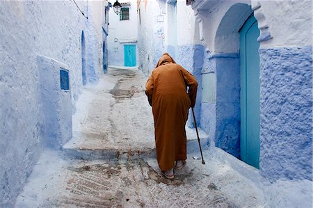 simsearch:841-03062245,k - Old man walking in a typical street in Chefchaouen, Rif mountains region, Morocco, North Africa, Africa Stock Photo - Rights-Managed, Code: 841-03062245