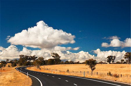 simsearch:841-02921200,k - Road, near Armidale, New South Wales, Australia, Pacific Foto de stock - Direito Controlado, Número: 841-03062550