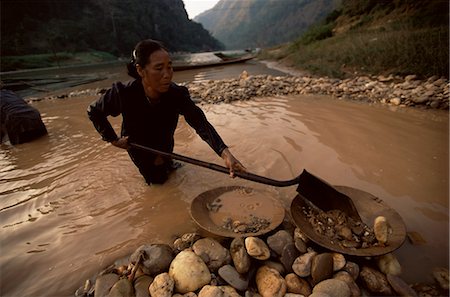 portrait outside work water - Gold panning, Nong Kiew, River Nam Ou, Laos, Indochina, Southeast Asia, Asia Stock Photo - Rights-Managed, Code: 841-03062799