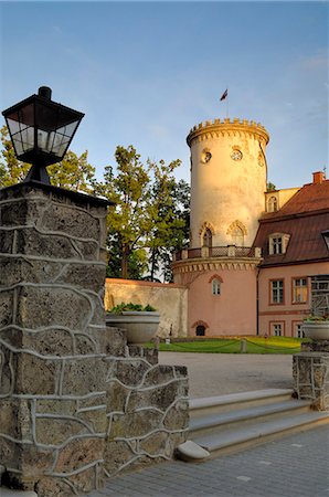 simsearch:841-03062904,k - Le nouveau château, Cesis, Lettonie, pays baltes, l'Europe Photographie de stock - Rights-Managed, Code: 841-03062942