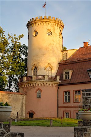 simsearch:841-03062882,k - Le nouveau château, Cesis, Lettonie, pays baltes, l'Europe Photographie de stock - Rights-Managed, Code: 841-03062943