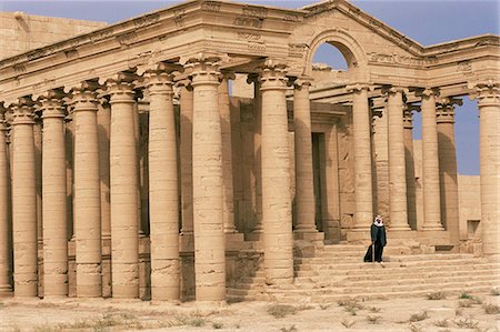 preceding - Temple of Mrn, Hatra, UNESCO World Heritage Site, Iraq, Middle East Stock Photo - Rights-Managed, Code: 841-03063254