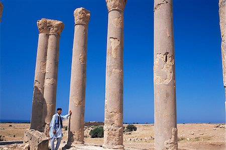 simsearch:841-03673466,k - Palace columns, Tolemaide (Ptolemais), Cyrenaica, Libya, North Africa, Africa Stock Photo - Rights-Managed, Code: 841-03063318