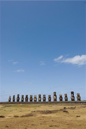 simsearch:841-03063739,k - Ahu Tongariki, UNESCO World Heritage Site, Easter Island (Rapa Nui), Chile, South America Foto de stock - Direito Controlado, Número: 841-03063729