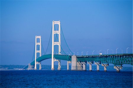 Pont de Mackinac, Mackinaw City, Michigan, États-Unis d'Amérique, l'Amérique du Nord Photographie de stock - Rights-Managed, Code: 841-03063832