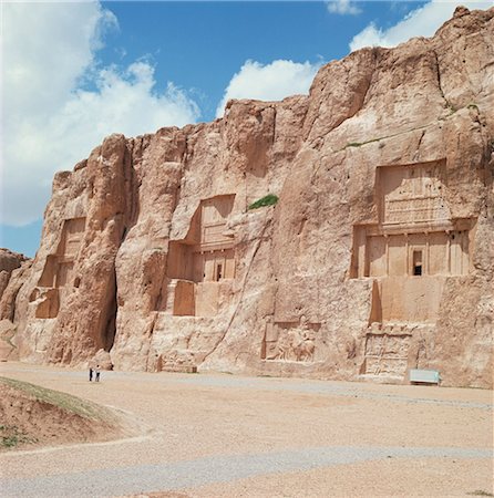 De gauche à droite les tombeaux d'Artaxerxès I, Xerxès et Darius le grand, Naqsh-e Rustam, Iran, Moyen-Orient Photographie de stock - Rights-Managed, Code: 841-03483672