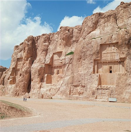 From left to right the tombs of Artaxerxes I, Xerxes and Darius the Great, Naqsh-e Rustam, Iran, Middle East Foto de stock - Con derechos protegidos, Código: 841-03483672