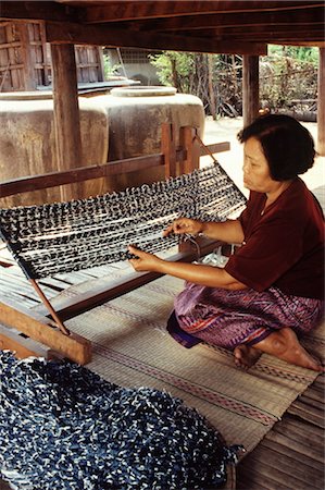 simsearch:841-02917019,k - Ikat weaving in Korat, Thailand, Southeast Asia, Asia Fotografie stock - Rights-Managed, Codice: 841-03483764