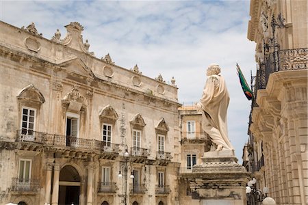 Duomo Square and the baroque facade of the Town Hall Palace, Syracuse, Sicily, Italy, Europe Stock Photo - Rights-Managed, Code: 841-03505659