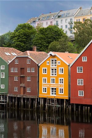 Entrepôts sur le front de mer dans le quartier vieille ville, Trondheim, région de Nord-Trøndelag, Norvège, Scandinavie, Europe Bryggen Photographie de stock - Rights-Managed, Code: 841-03507982