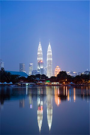 Petronas Towers, Lake Titiwangsa, Kuala Lumpur, Malaysia, Southeast Asia, Asia Stock Photo - Rights-Managed, Code: 841-03517340