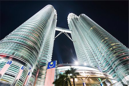 Petronas Towers, Kuala Lumpur, Malaysia, Southeast Asia, Asia Foto de stock - Con derechos protegidos, Código: 841-03517398