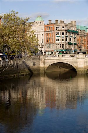 simsearch:841-06030532,k - O ' Connell Bridge River Liffey, Dublin, Irlande, Europe Photographie de stock - Rights-Managed, Code: 841-03517574