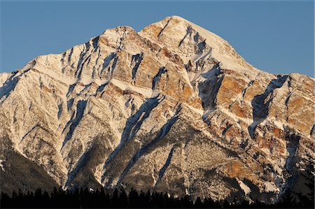 Pyramid Mountain, Jasper National Park, UNESCO World Heritage Site, Alberta, Canada, North America Stock Photo - Rights-Managed, Code: 841-03517684