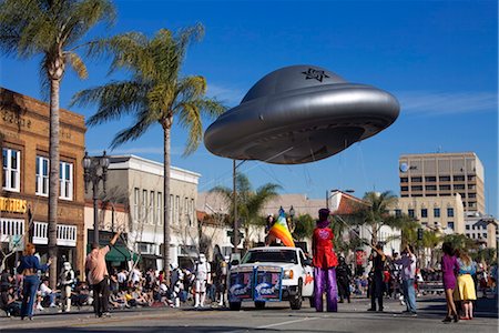 Spaceship, Doo Dah Parade, Pasadena, Los Angeles, California, United States of America, North America Fotografie stock - Rights-Managed, Codice: 841-03517938