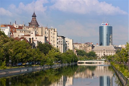 roumanie - Dambovita River, Bucharest, Romania, Europe Stock Photo - Rights-Managed, Code: 841-03518189