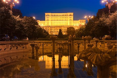 rumania - Palace of Parliament, former Ceausescu Palace, Bucharest, Romania, Europe Foto de stock - Con derechos protegidos, Código: 841-03518194