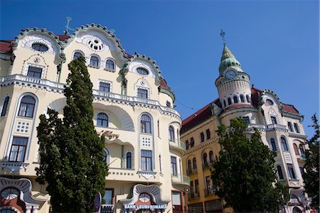 simsearch:841-03518167,k - Unirii Square, Oradea, Romania, Europe Stock Photo - Rights-Managed, Code: 841-03518250