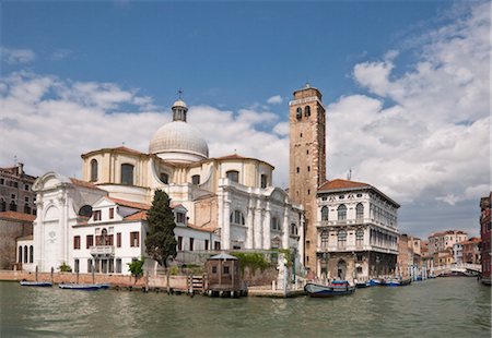 simsearch:841-03505631,k - San Geremia church on the Grand Canal, Venice, UNESCO World Heritage Site, Veneto, Italy, Europe Stock Photo - Rights-Managed, Code: 841-03518597