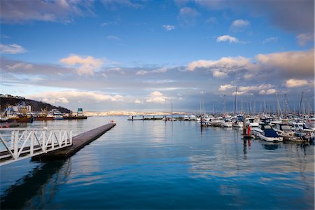 simsearch:841-05846099,k - Calm morning at Brixham marina, looking towards Torquay.  Brixham, South Hams, Devon, England, United Kingdom, Europe Foto de stock - Con derechos protegidos, Código: 841-03518712