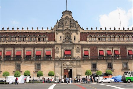 el zócalo - National Palace (Palacio Nacional), Zocalo, Plaza de la Constitucion, Mexico City, Mexico, North America Foto de stock - Con derechos protegidos, Código: 841-03520043